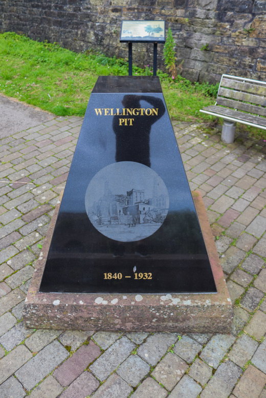 Wellington Pit Memorial