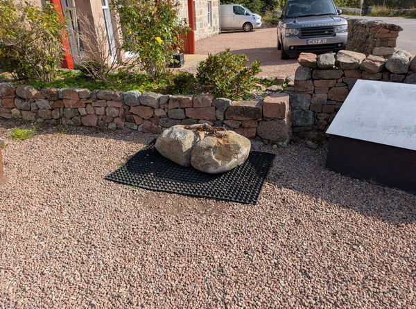 Dinnie Stones