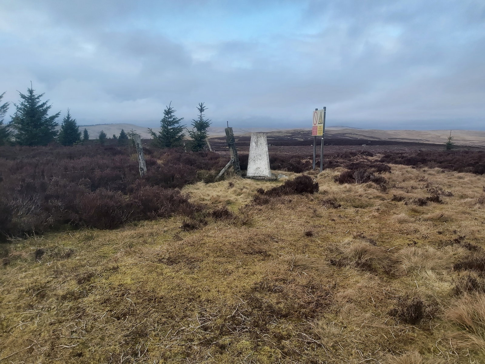 Dour Hill